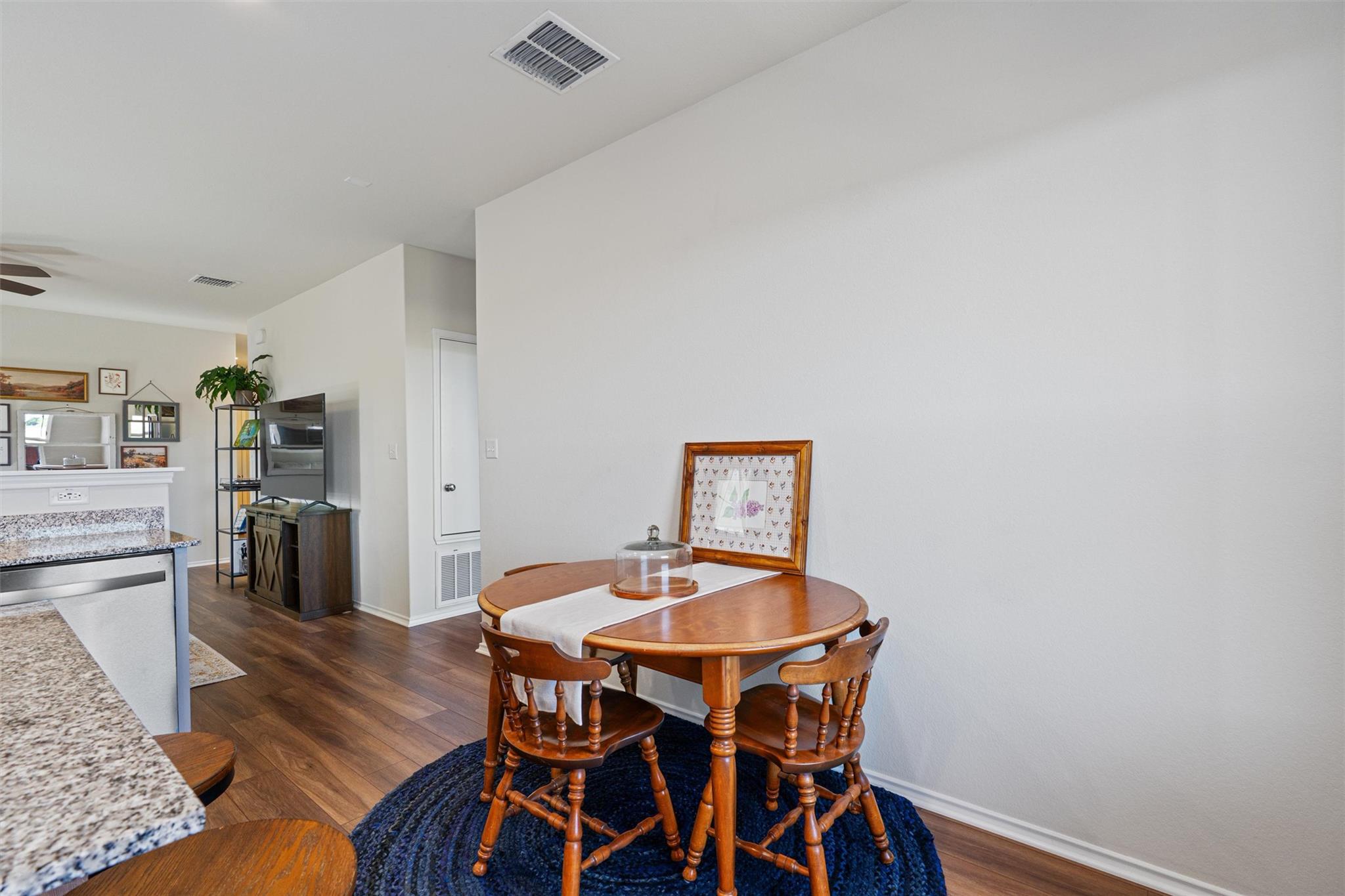 715  Papaya Dr, photo 10