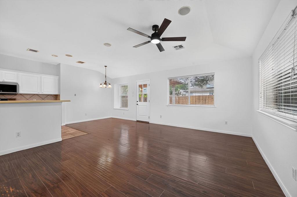 2113  Pearson Way, photo 8