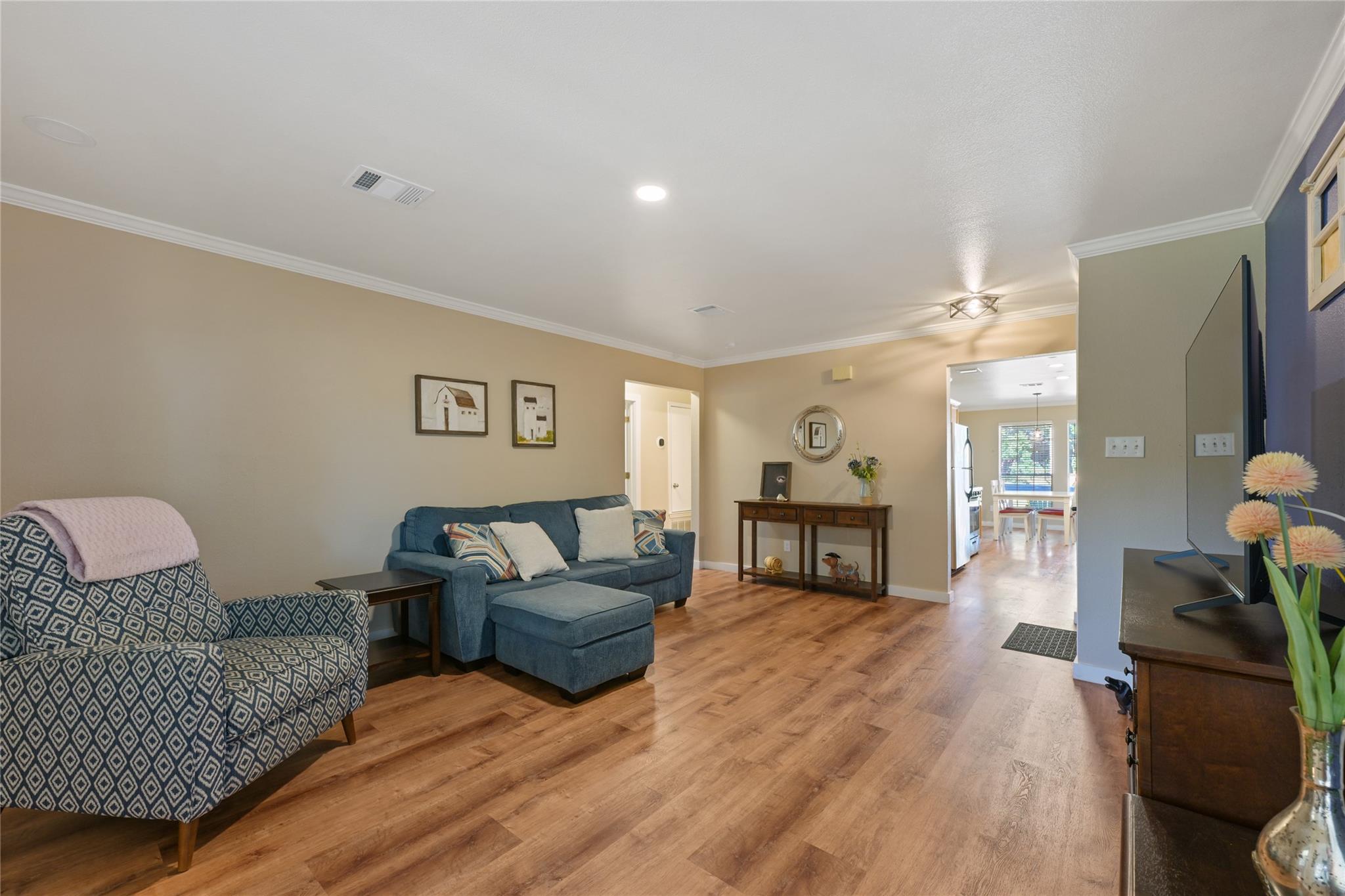 1804  Monks Tale Ct, photo 3