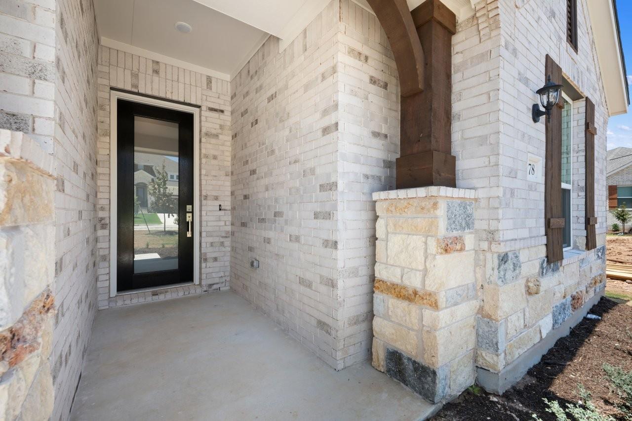 132  Coleto Trl, photo 2