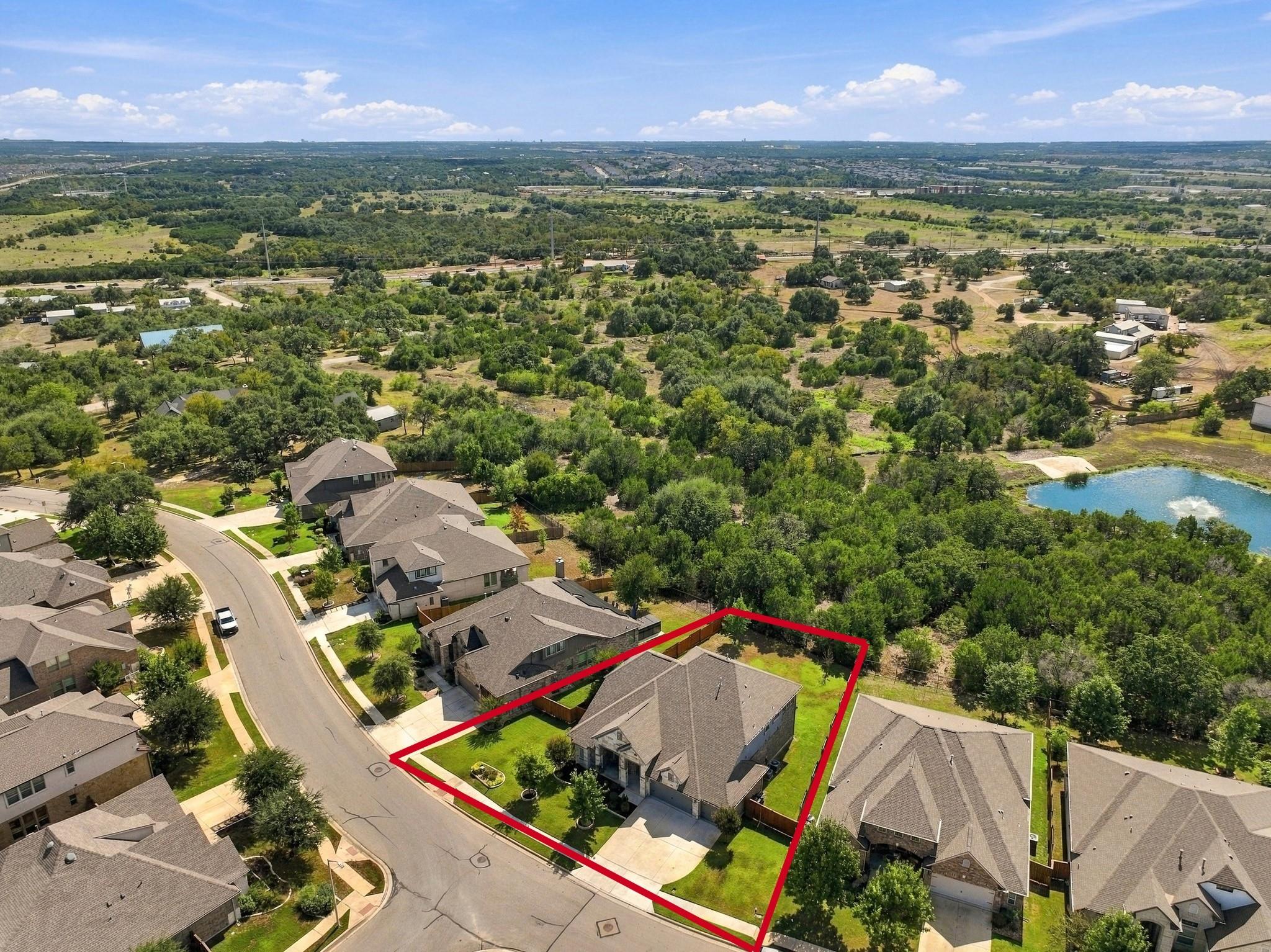 2316  Airport Dr, photo 3