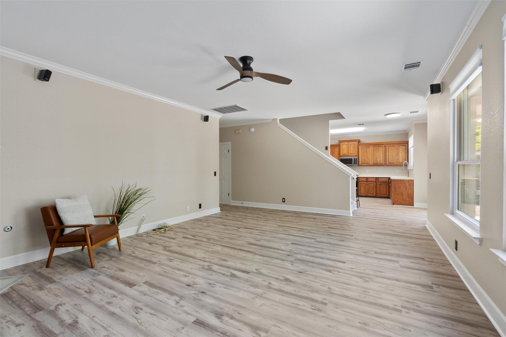 1524  Emperor Ct, photo 12