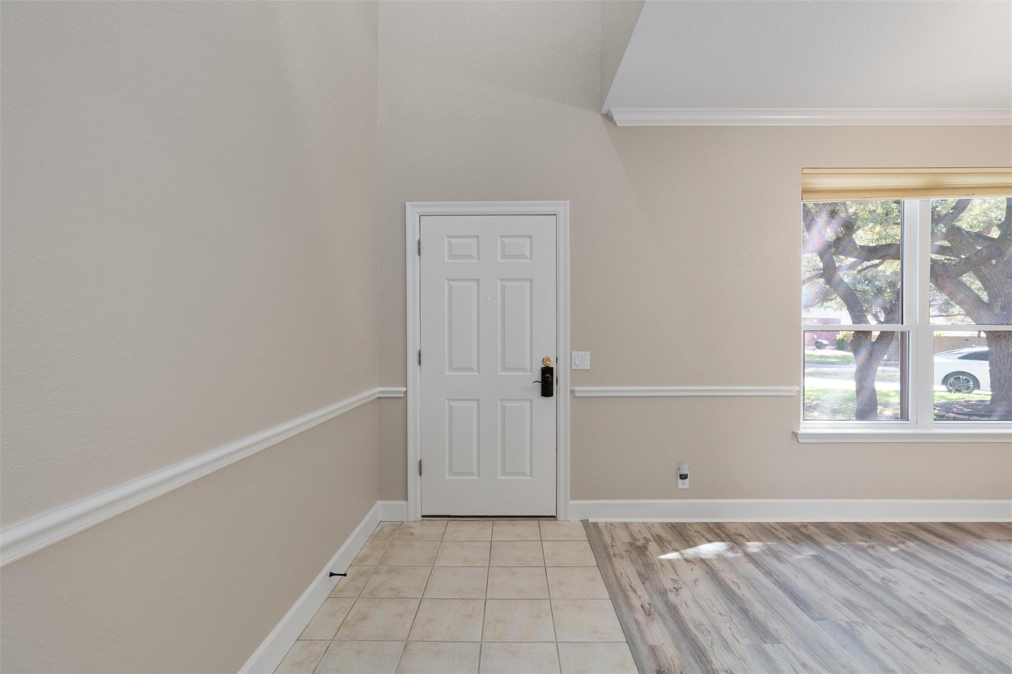 1524  Emperor Ct, photo 8