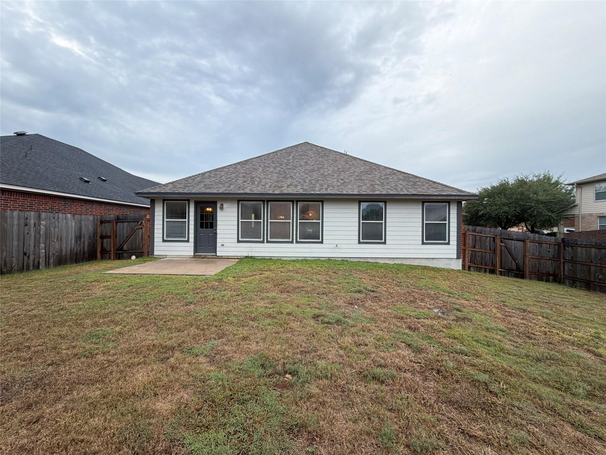 19217  Mangan Way, photo 5