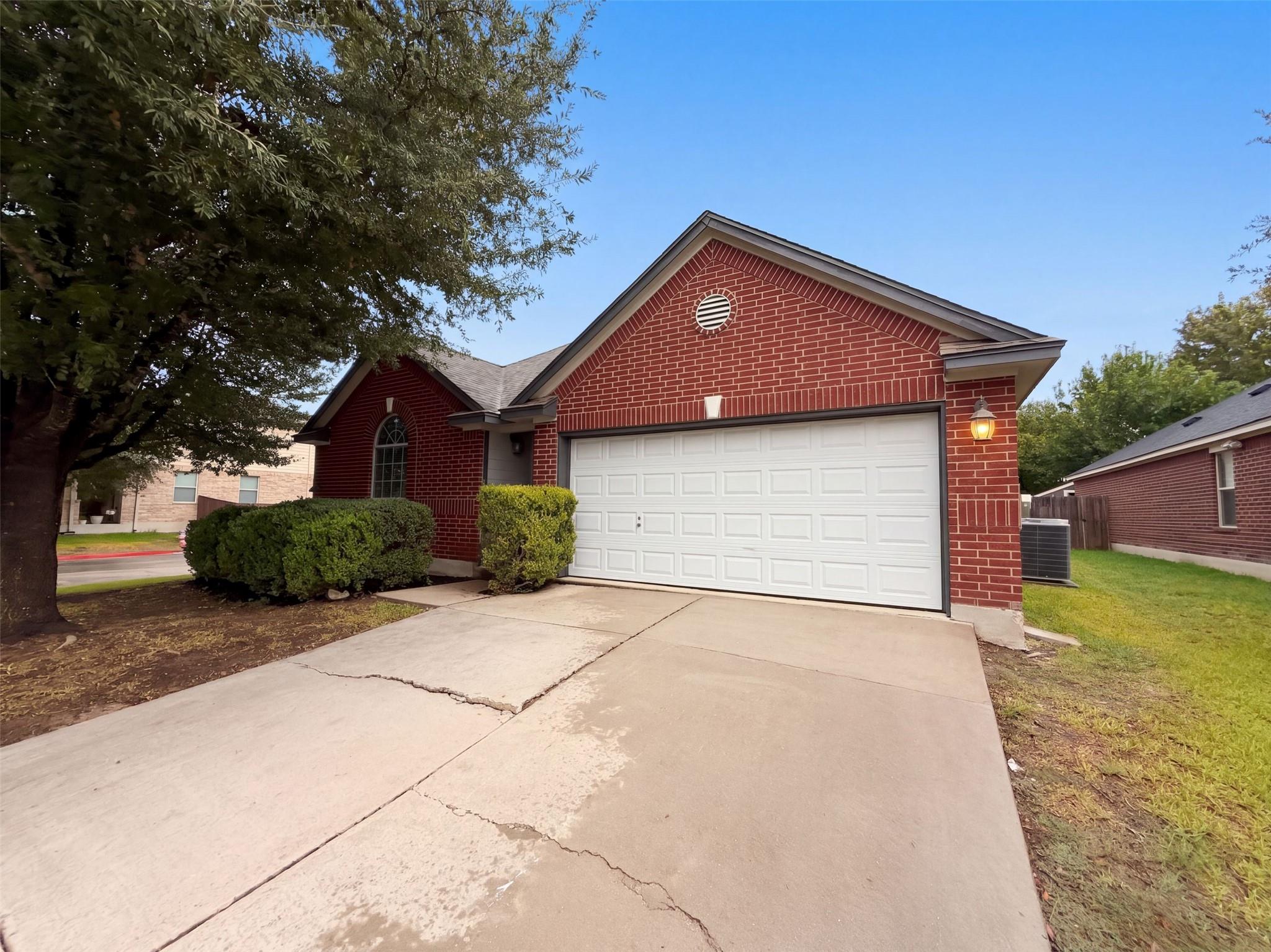 19217  Mangan Way, photo 6