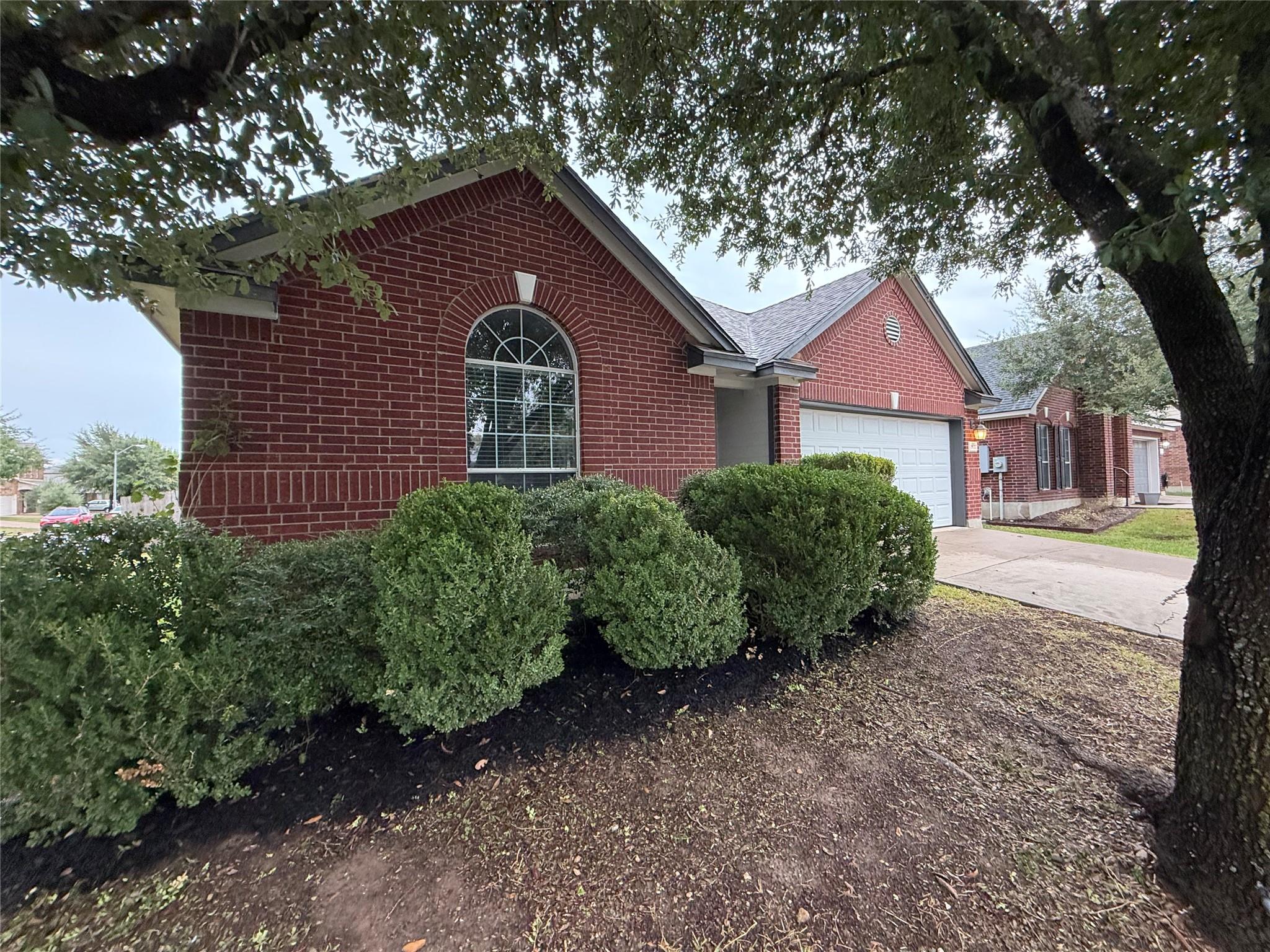 19217  Mangan Way, photo 8