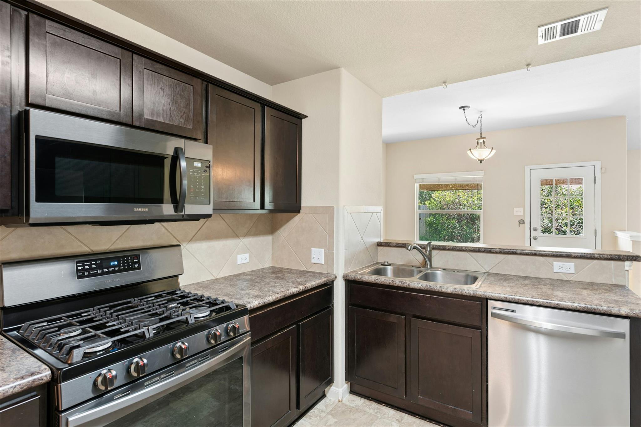 207  Wild Cat Dr, photo 4