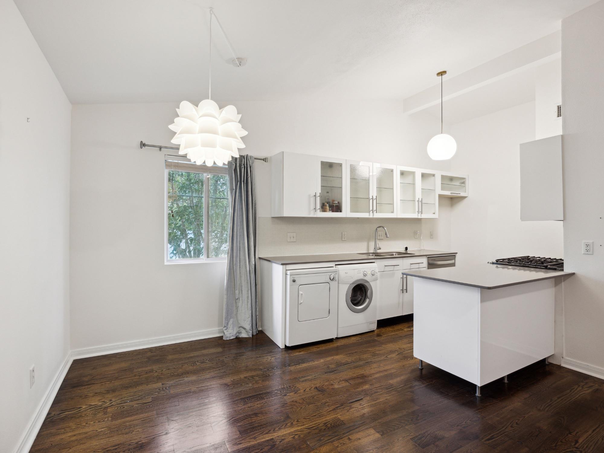 1503 W 9th St  #204, photo 6