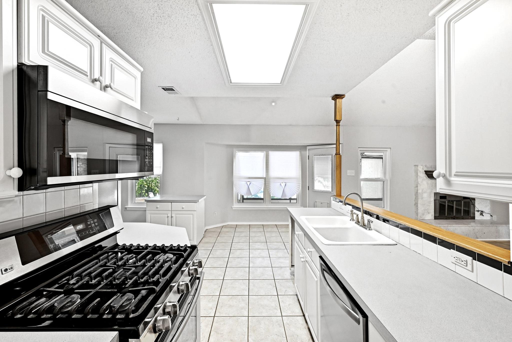 11601  OAK HAVEN Cv, photo 4