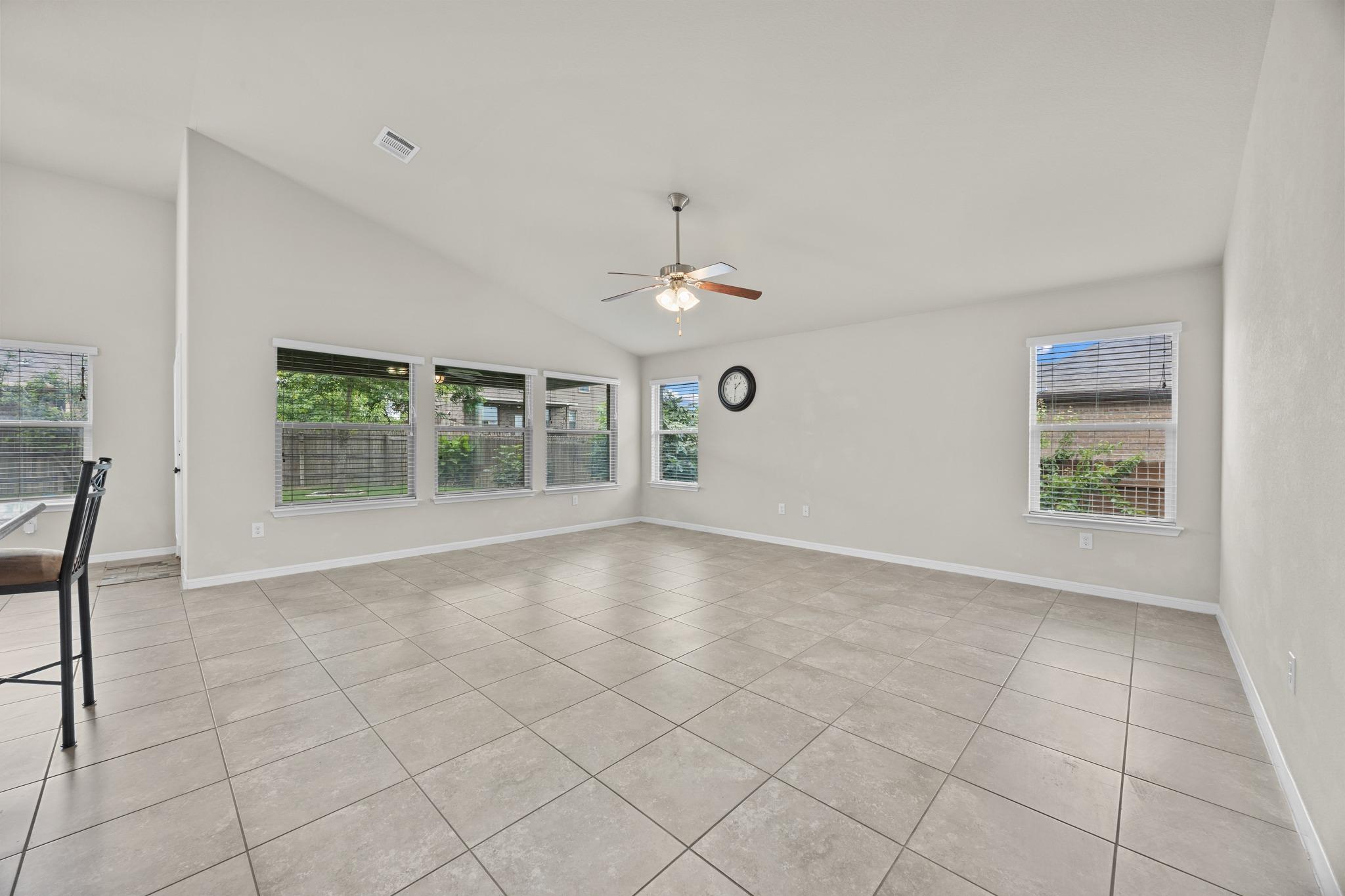 1018  Granbury Cv, photo 5