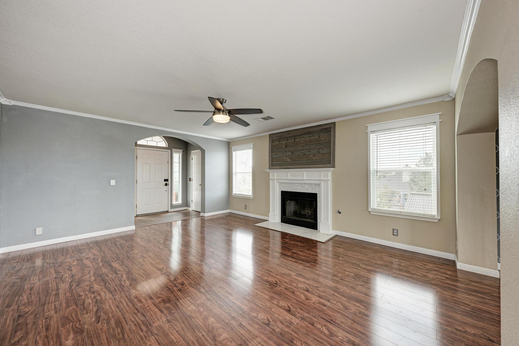903  Estate Dr, photo 7
