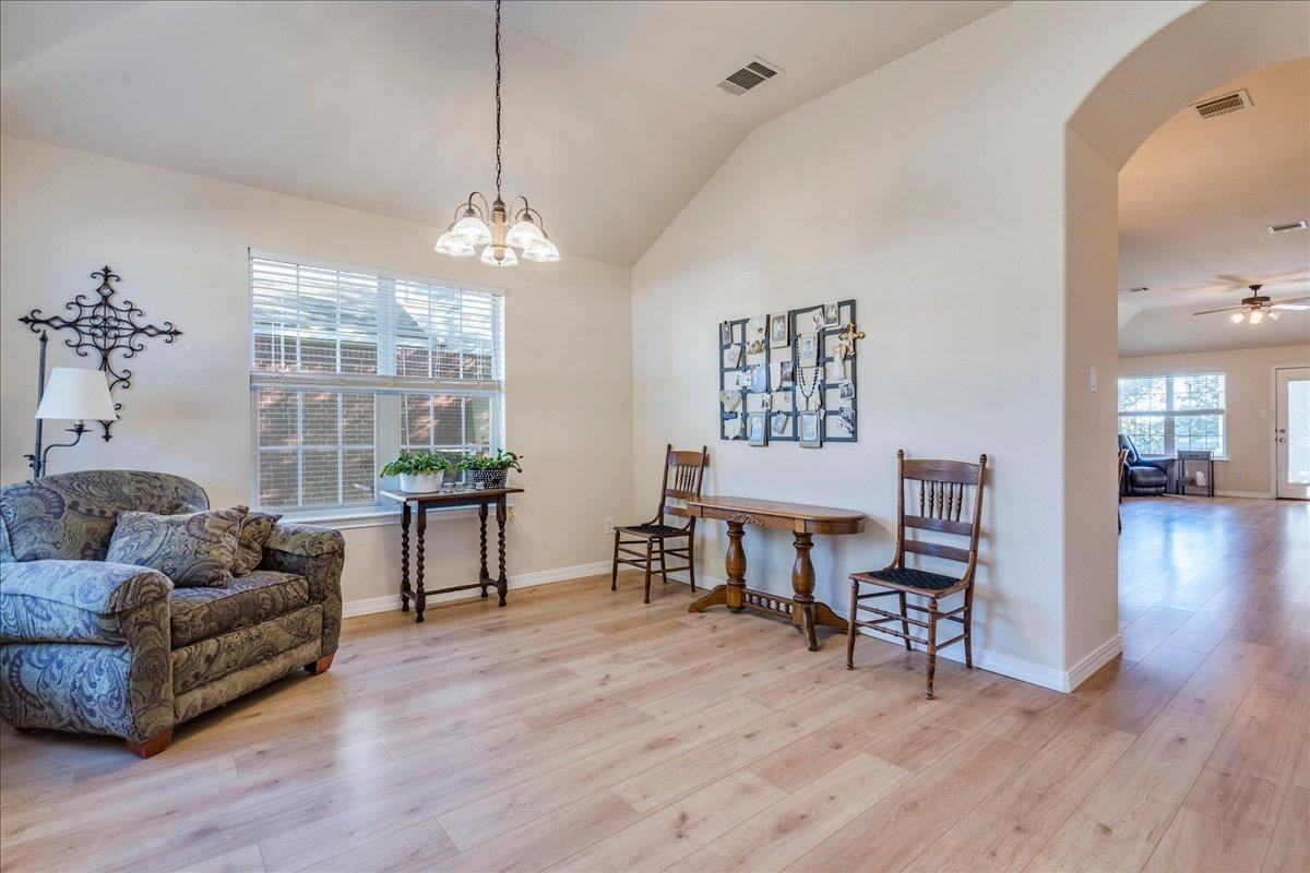208  Ashwood N Dr, photo 6