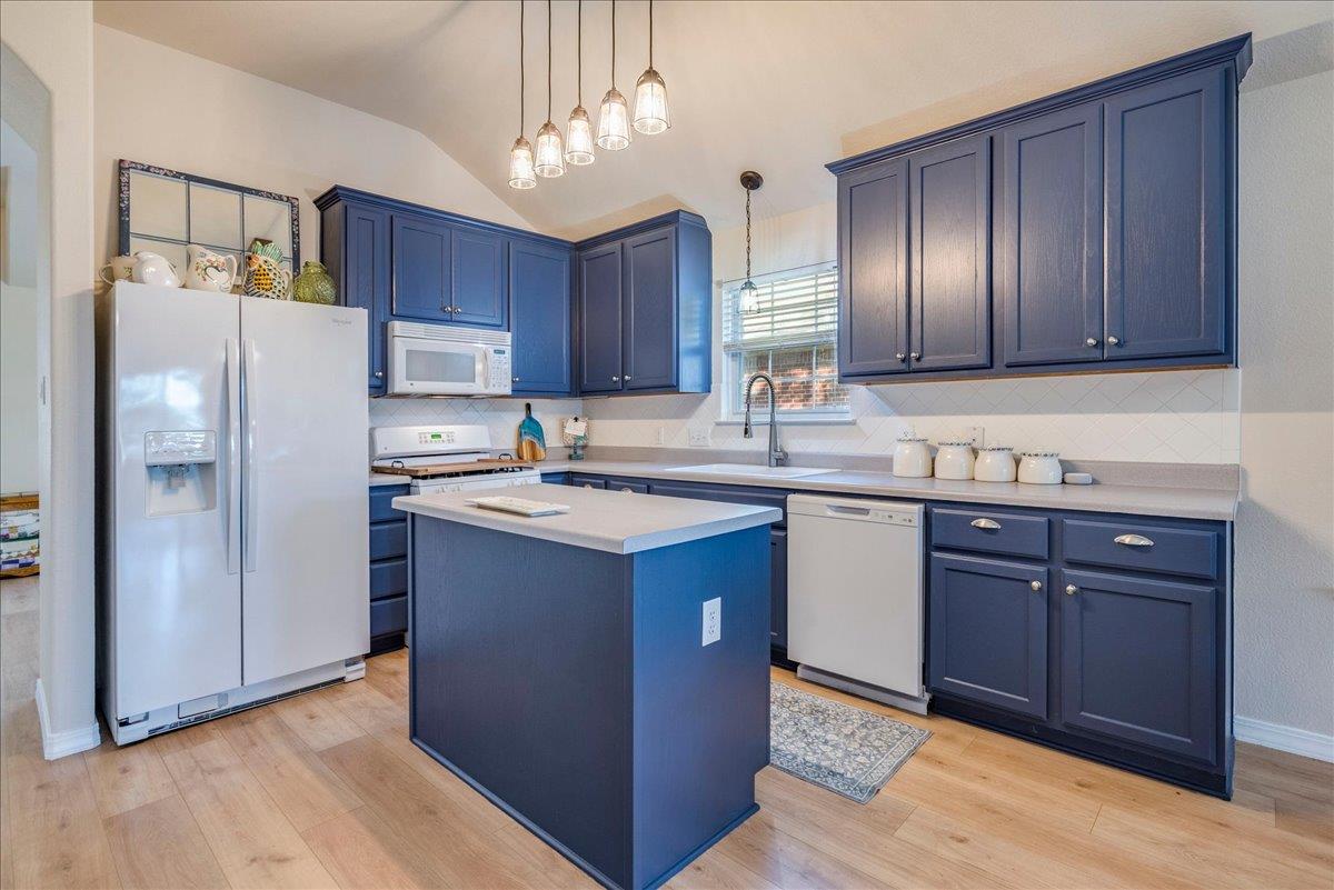 208  Ashwood N Dr, photo 8