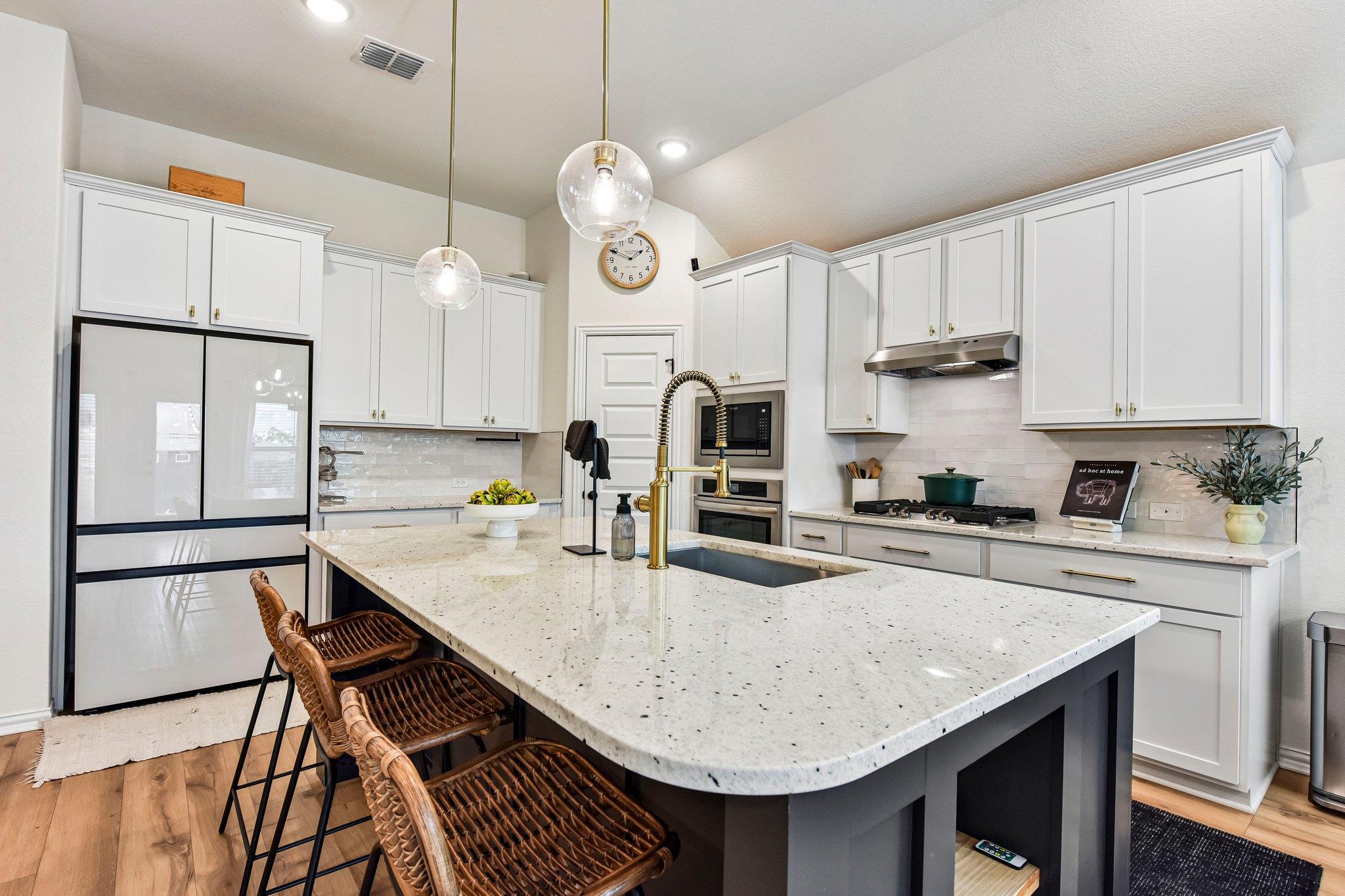 330  Bay Breeze Dr, photo 12
