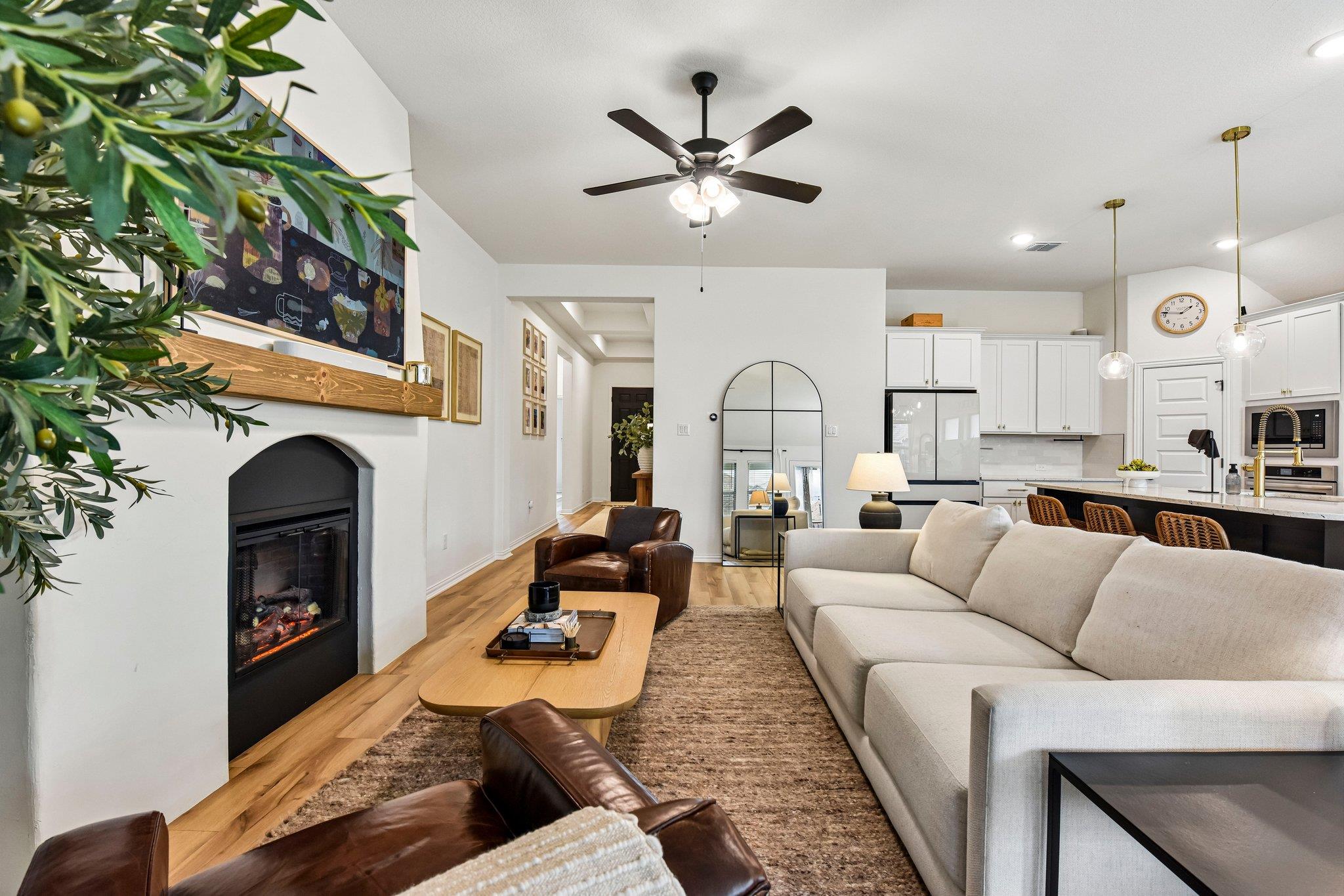 330  Bay Breeze Dr, photo 9