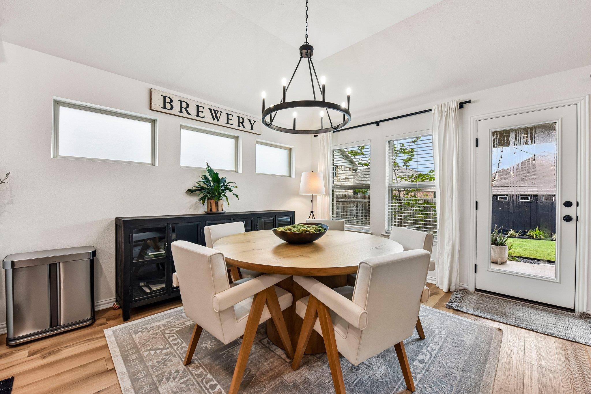 330  Bay Breeze Dr, photo 10