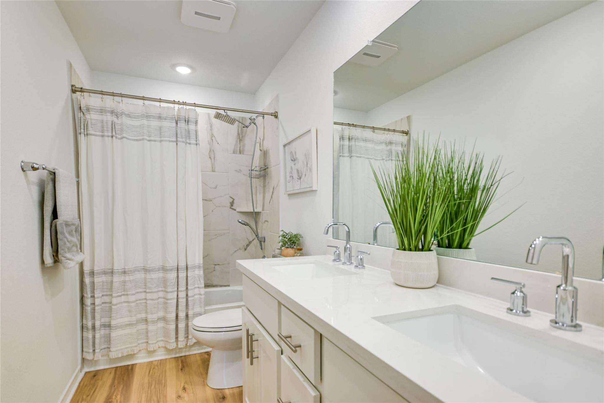 163  Longstraw Dr, photo 12