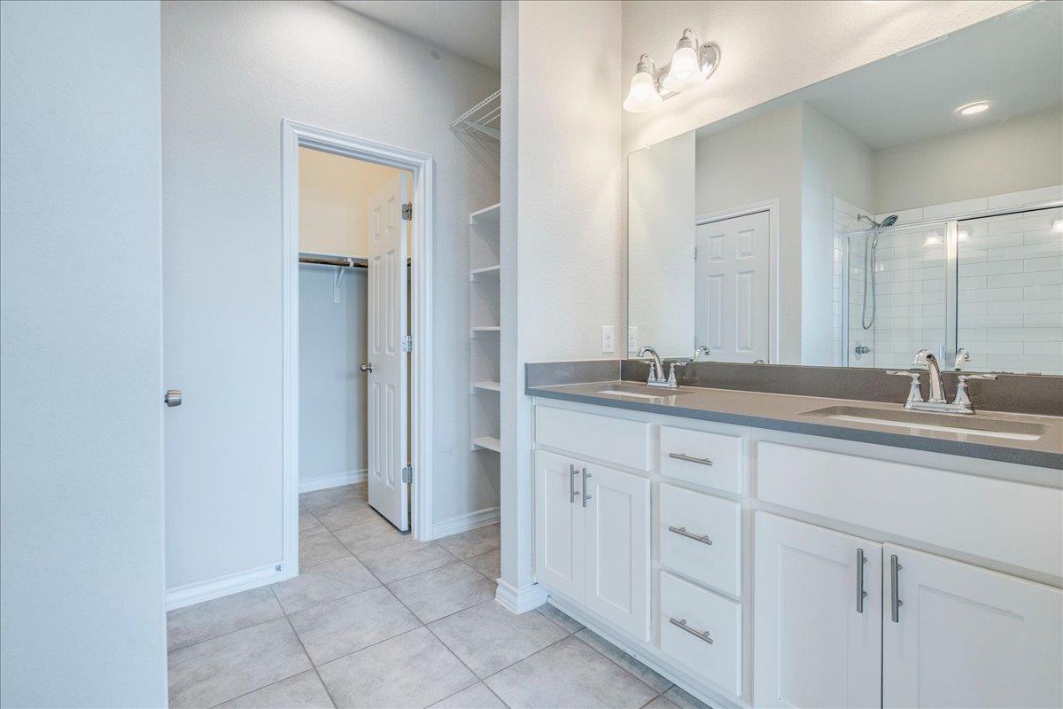 125  Boxwood Dr, photo 5