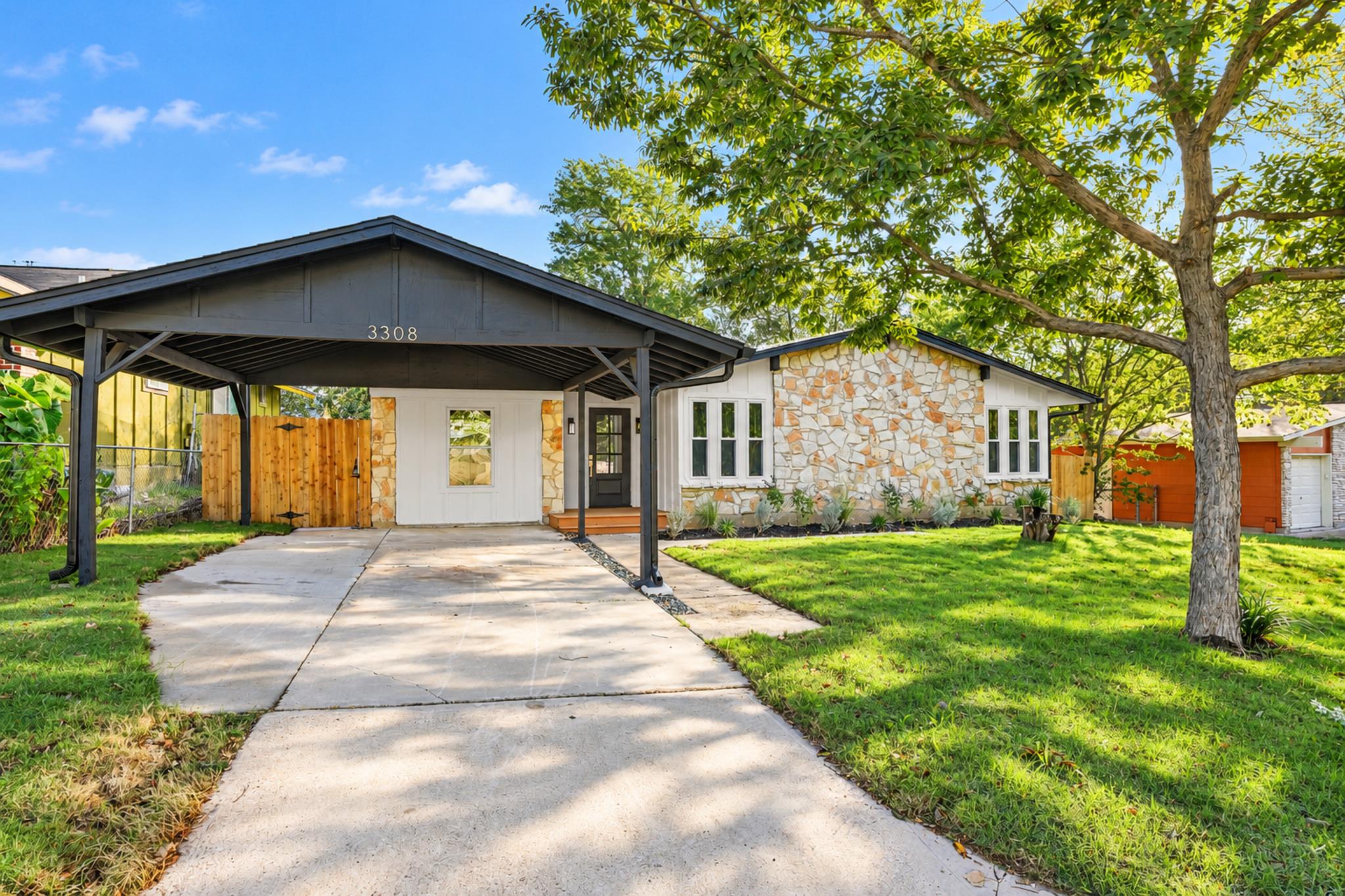 3308  Rockhurst Ln, photo 3