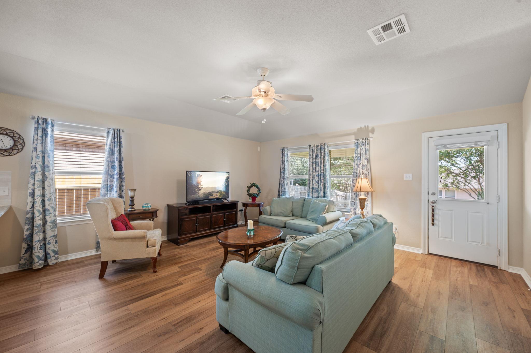 191  Lavender Ln, photo 4